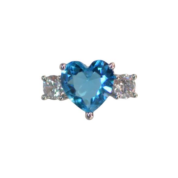 NWOT Fragrant Jewels Blue Heart Multi-Stone Ring Size 8 US - Picture 1 of 4